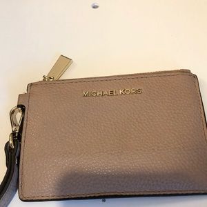 Micheal Kors clutch/wristlet